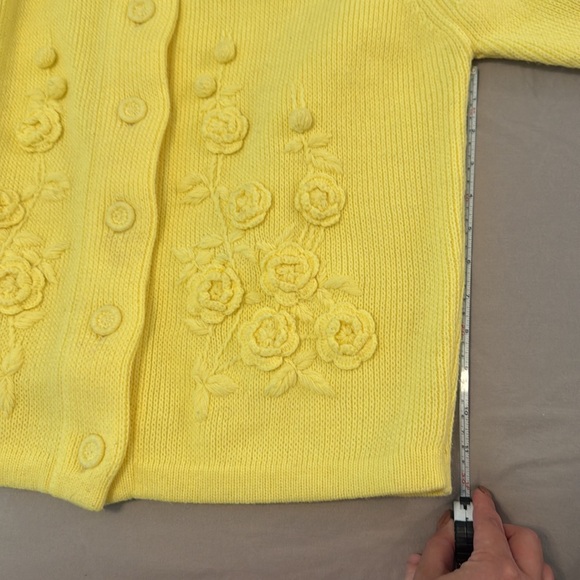 Vintage Agashi Yellow Floral Rosette Knit Button Up Cardigan Sweater - Picture 5 of 6